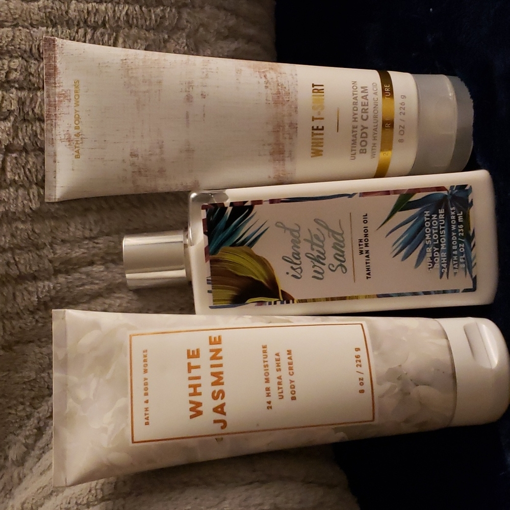 Bath & Body works 3 pk lotion